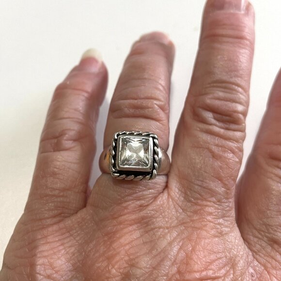 Silpada Sterling Silver Cubic Zirconia Ring Size 6-Stunning! - Picture 3 of 7